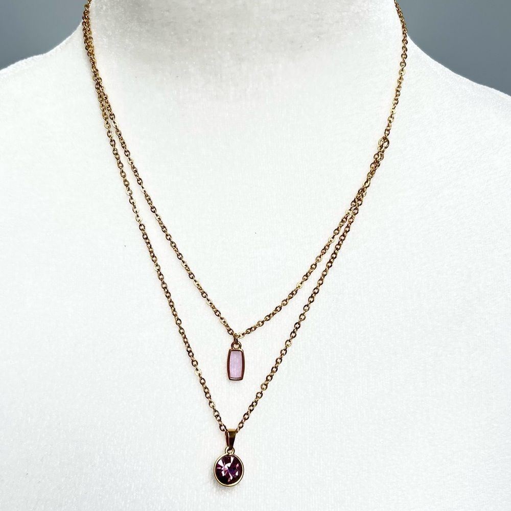 Double strand gold tone jewel pendant necklace on gold tone chain